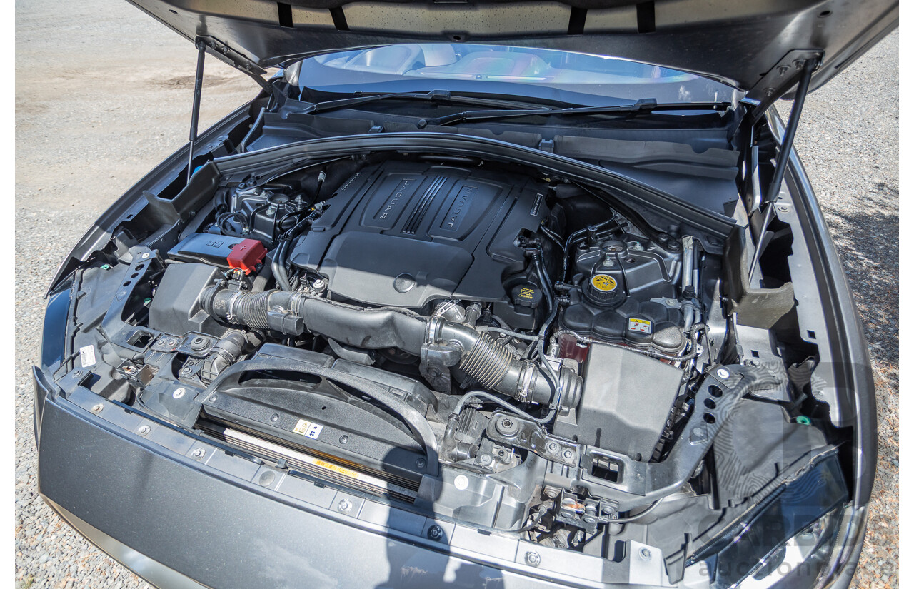 7/2016 Jaguar F-Pace 35t R-Sport (AWD) 4D Wagon Ammonite Grey Metallic Supercharged V6 3.0L