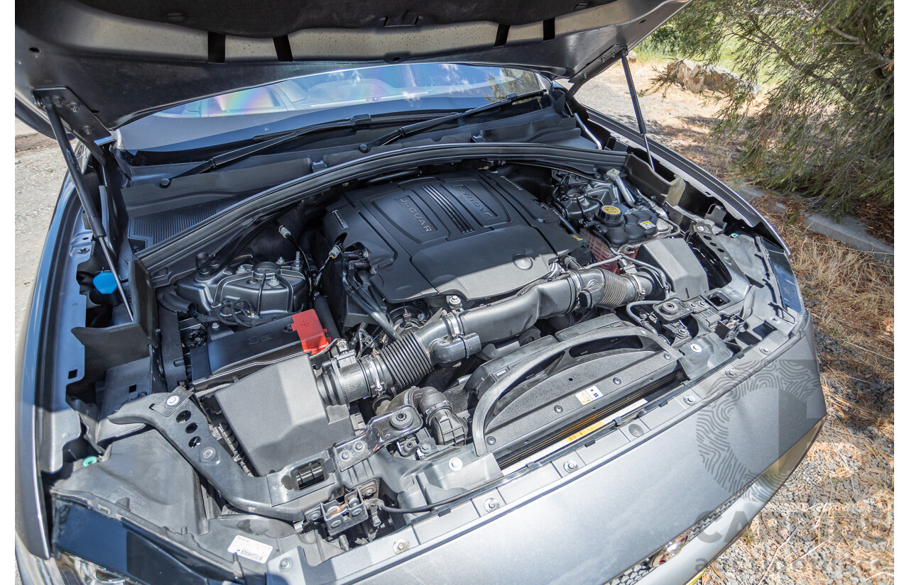 7/2016 Jaguar F-Pace 35t R-Sport (AWD) 4D Wagon Ammonite Grey Metallic Supercharged V6 3.0L