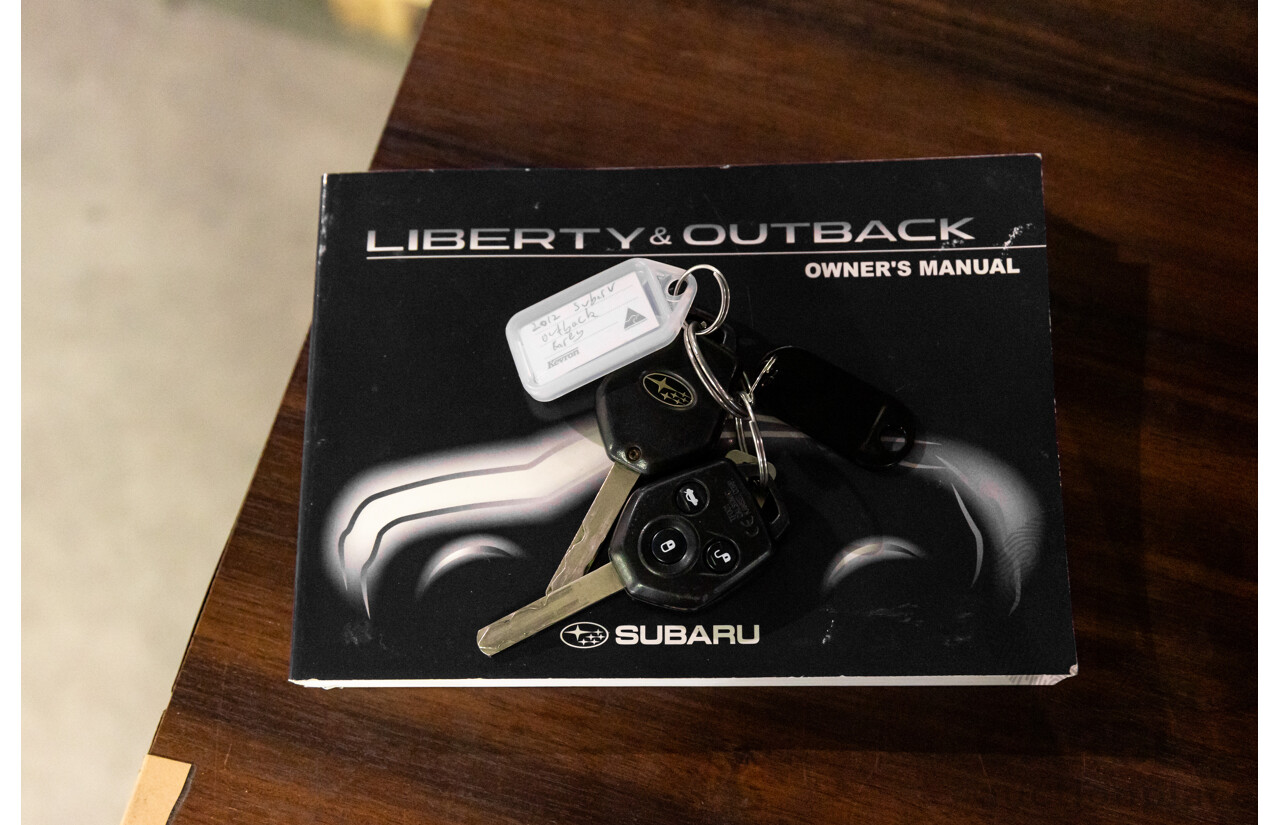 5/2012 Subaru Outback 2.5i MY12 4d Wagon Dark Grey Metallic 2.5L