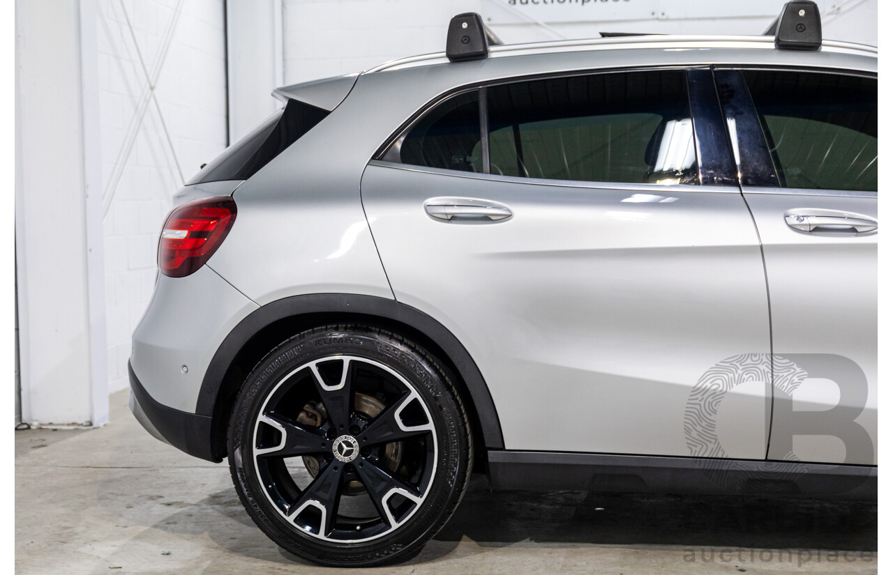 07/2017 Mercedes-Benz GLA 250 4MATIC (AWD) X156 MY18 4d Wagon Polar Silver Metallic Turbo 2.0L