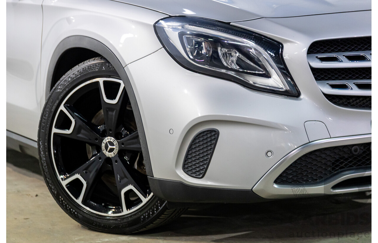 07/2017 Mercedes-Benz GLA 250 4MATIC (AWD) X156 MY18 4d Wagon Polar Silver Metallic Turbo 2.0L