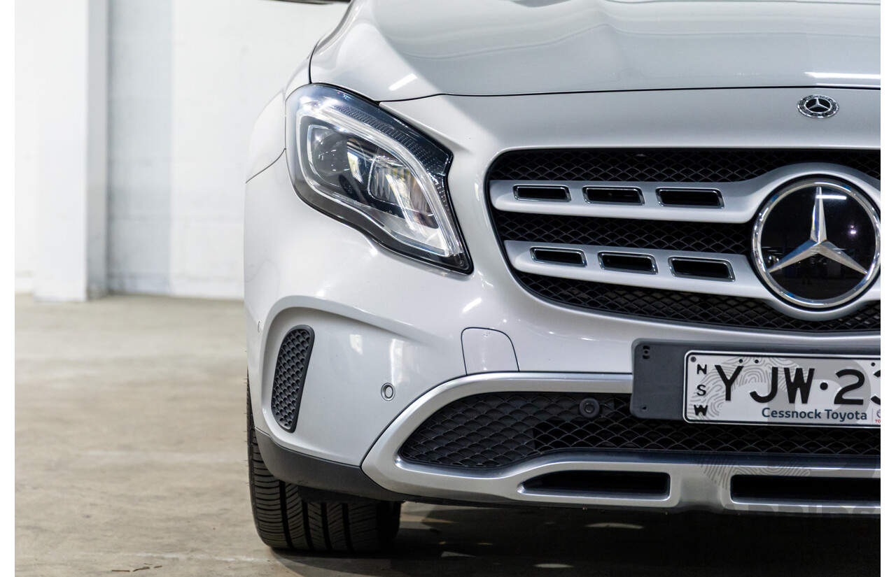 07/2017 Mercedes-Benz GLA 250 4MATIC (AWD) X156 MY18 4d Wagon Polar Silver Metallic Turbo 2.0L