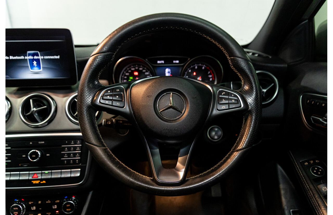 07/2017 Mercedes-Benz GLA 250 4MATIC (AWD) X156 MY18 4d Wagon Polar Silver Metallic Turbo 2.0L