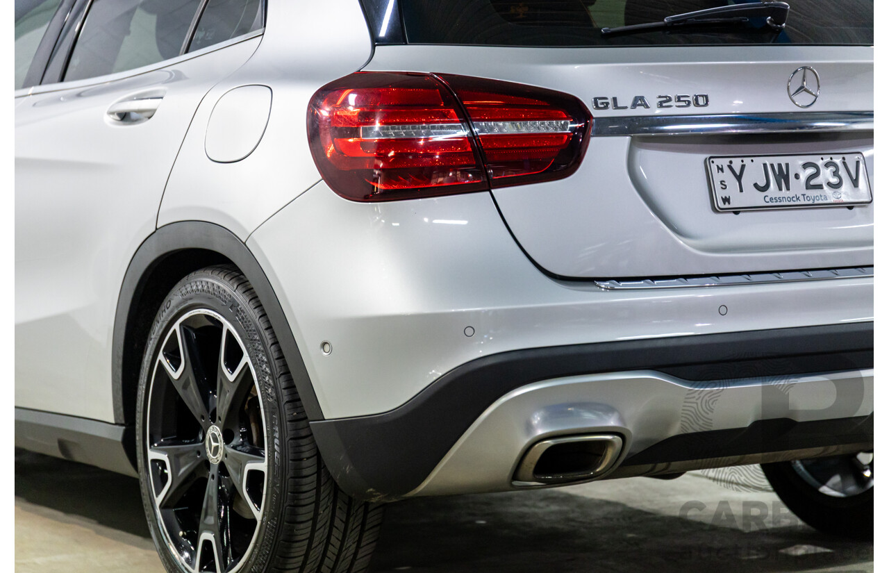 07/2017 Mercedes-Benz GLA 250 4MATIC (AWD) X156 MY18 4d Wagon Polar Silver Metallic Turbo 2.0L
