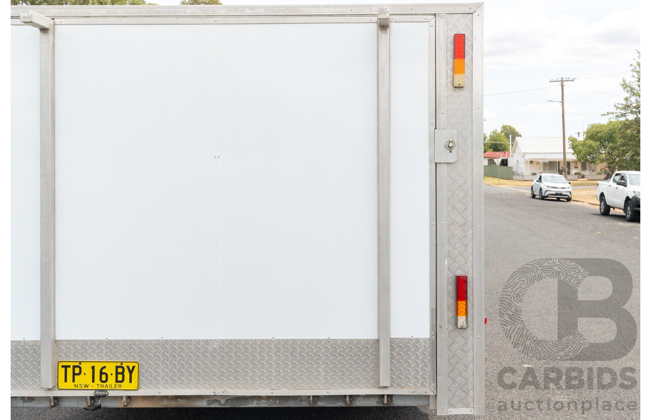 01/2014 All Star Metal Fabrication 'The Pig'  Enclosed Vehicle Trailer with Electric Tailgate & Solar