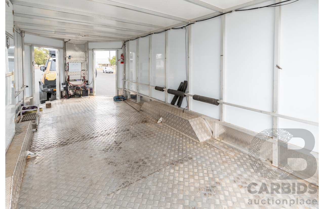01/2014 All Star Metal Fabrication 'The Pig'  Enclosed Vehicle Trailer with Electric Tailgate & Solar