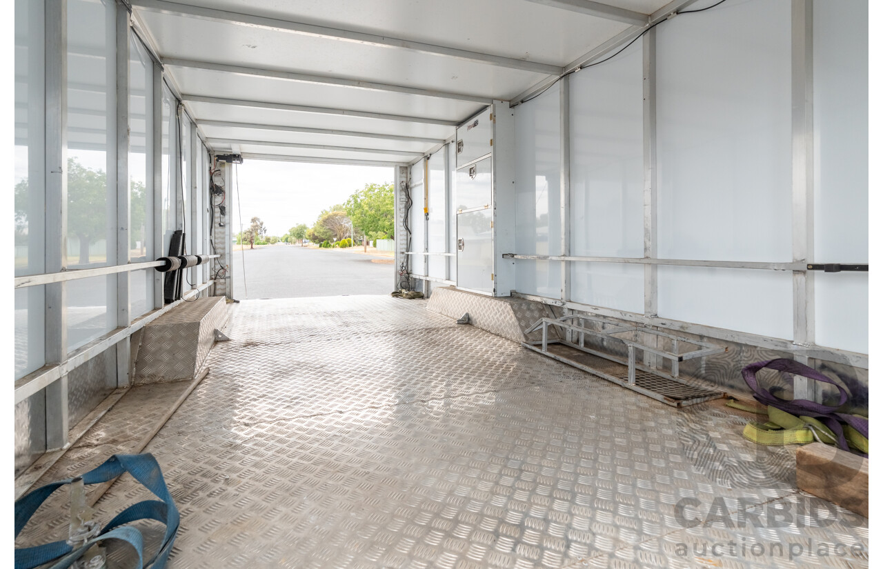 01/2014 All Star Metal Fabrication 'The Pig'  Enclosed Vehicle Trailer with Electric Tailgate & Solar