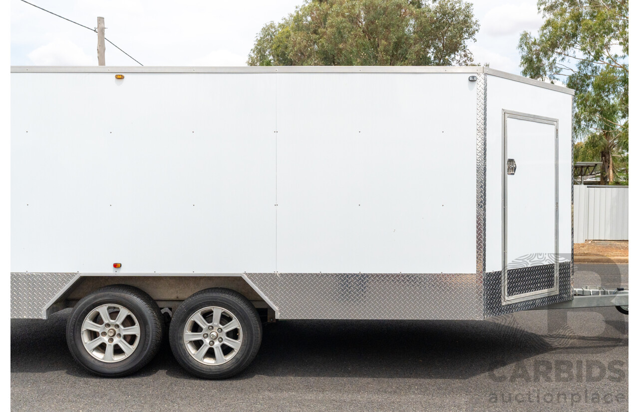 01/2014 All Star Metal Fabrication 'The Pig'  Enclosed Vehicle Trailer with Electric Tailgate & Solar