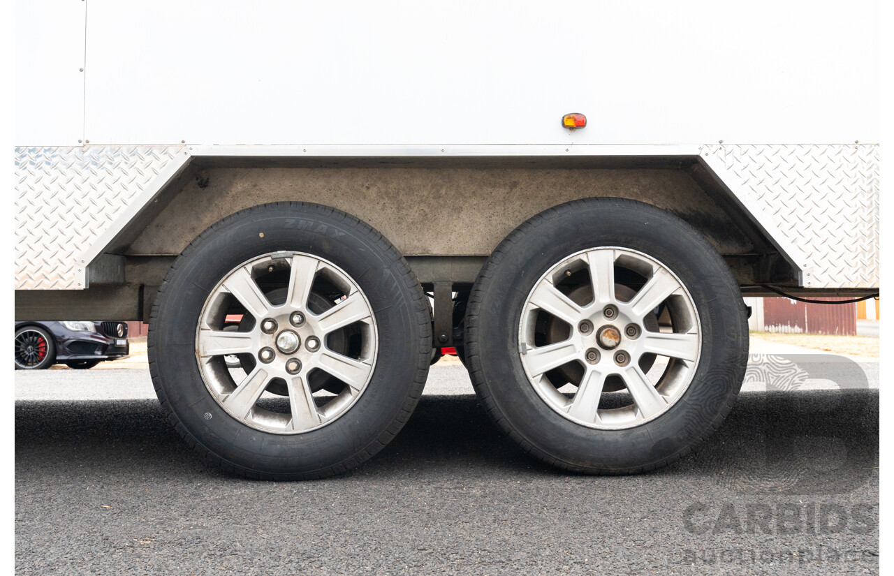 01/2014 All Star Metal Fabrication 'The Pig'  Enclosed Vehicle Trailer with Electric Tailgate & Solar