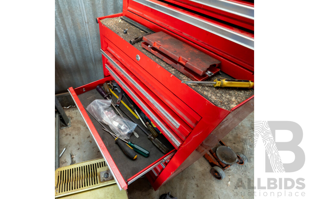 Workshop Tool Box Including Contents