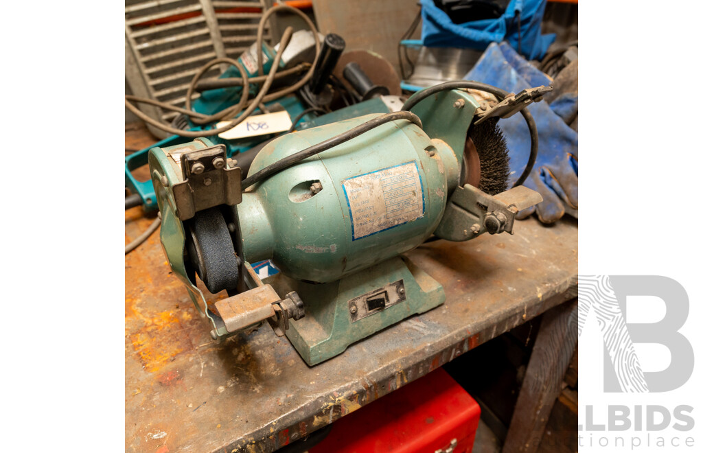 Toolmac 77-531500CHE Bench Grinder