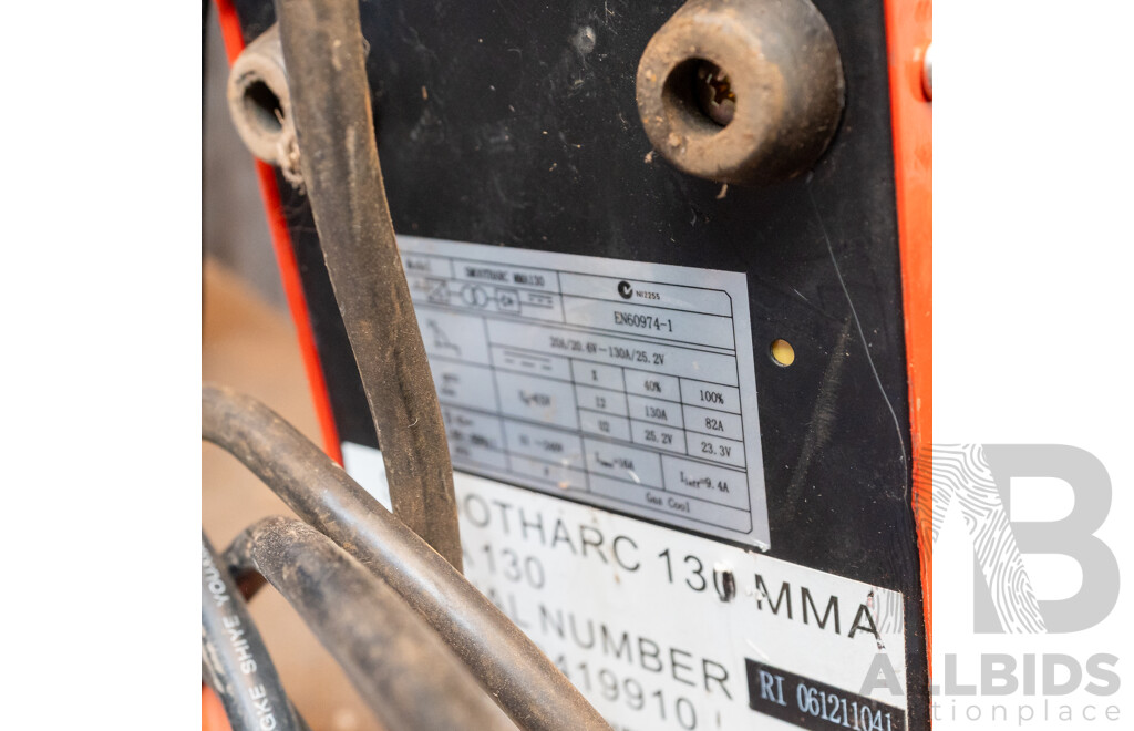 BOC Smootharc MMA130 Arc Welder
