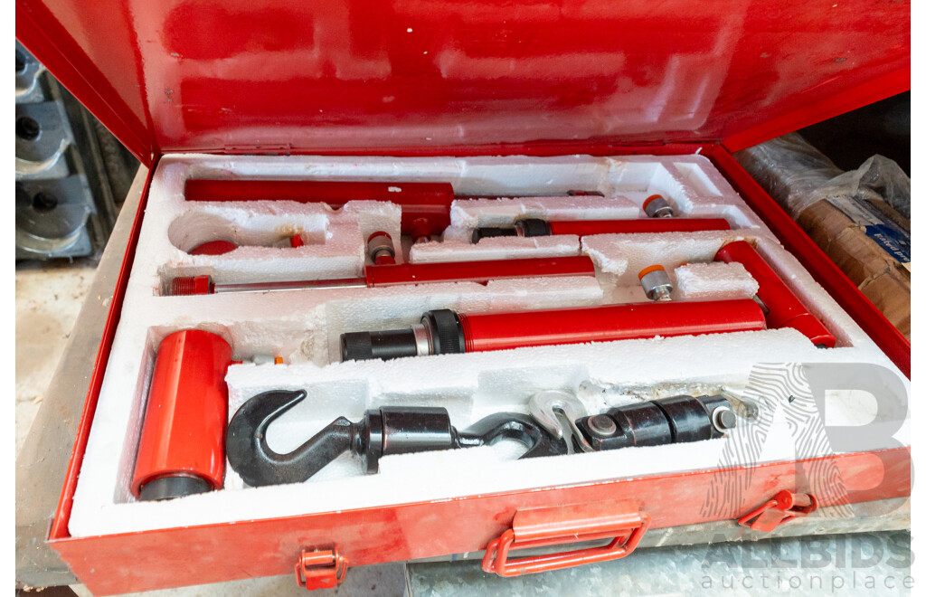 Cased 10 Tonne Pull Back Ram Pull Kit