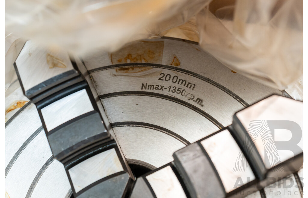 Model K72 Four Jaw Independent Chuck