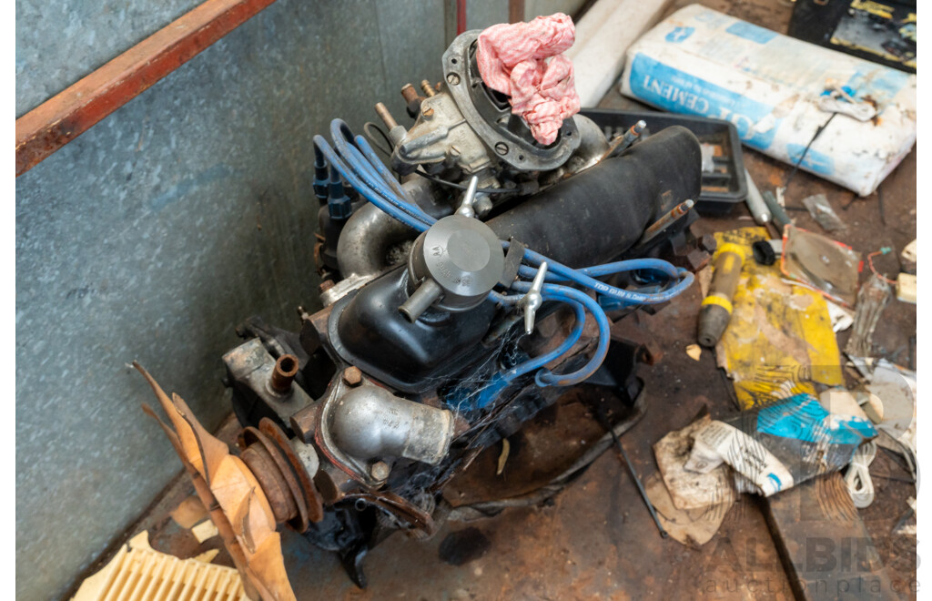 Pair of Ford Engines