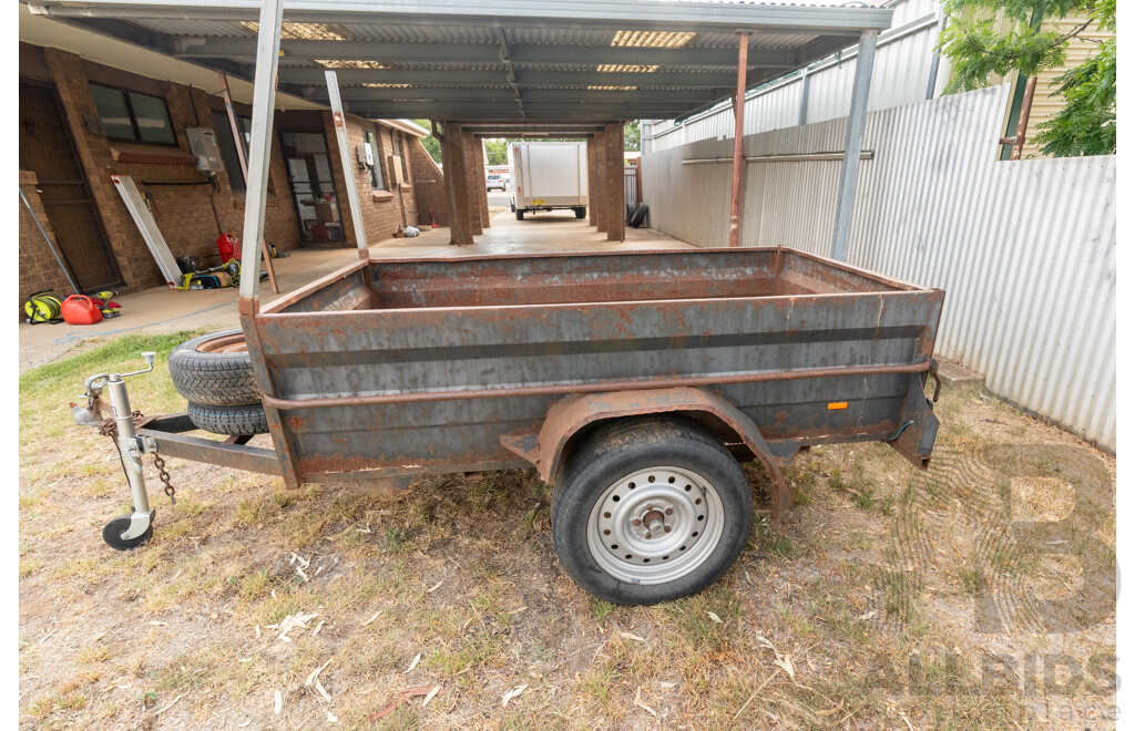 Circa 1988 7x4 High Side Box Trailer