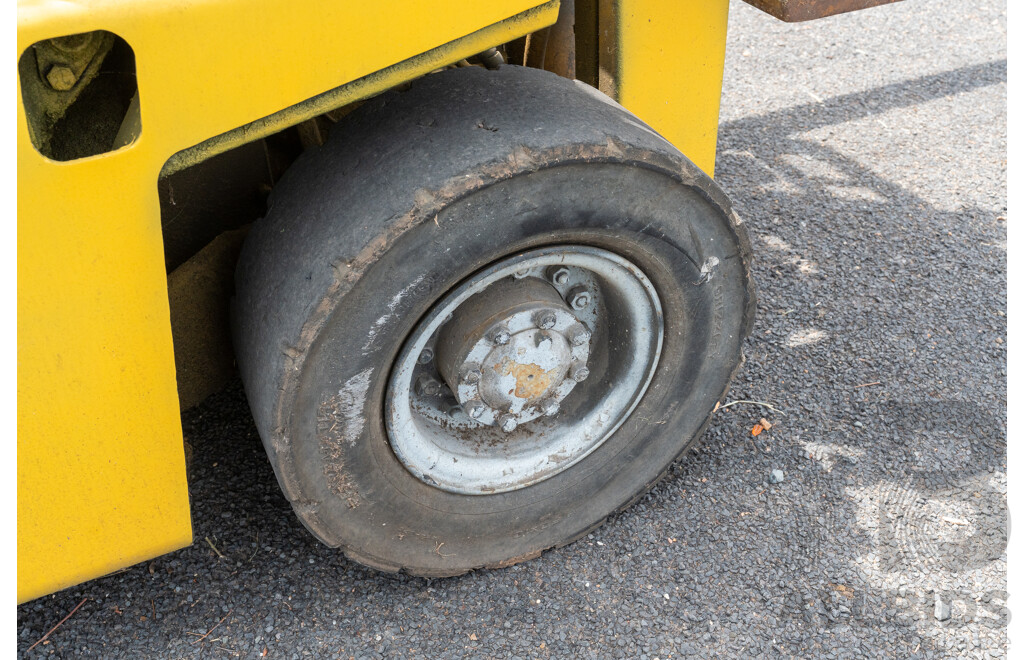 Komatsu FG15H-1 Petrol Forklift