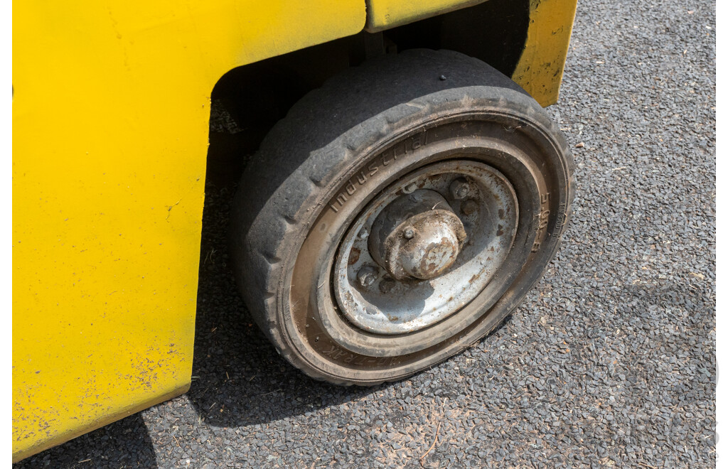 Komatsu FG15H-1 Petrol Forklift