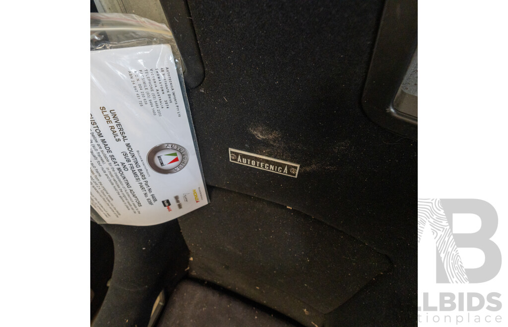 Autotecnica Monza Fixed Back Wrap Around Racing Seat