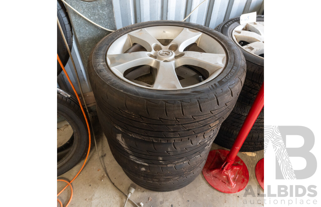 Set of Four 17 Inch Mazda Wheels 55114.3