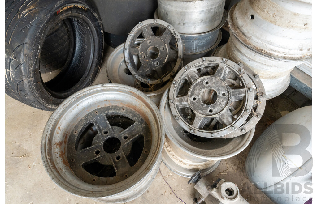 Assorted Multi Piece Wheel Barrels, Outer Lips and Wheel Centres and Assembled Wheels