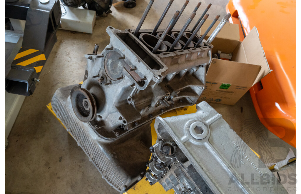 Alfa Romeo Engine Block and Partial Cylinder Head DOHC, Suits Wrennmax