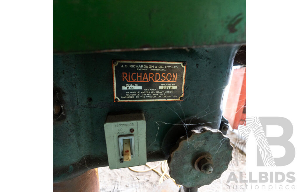 Richardson E-399 Drill Press