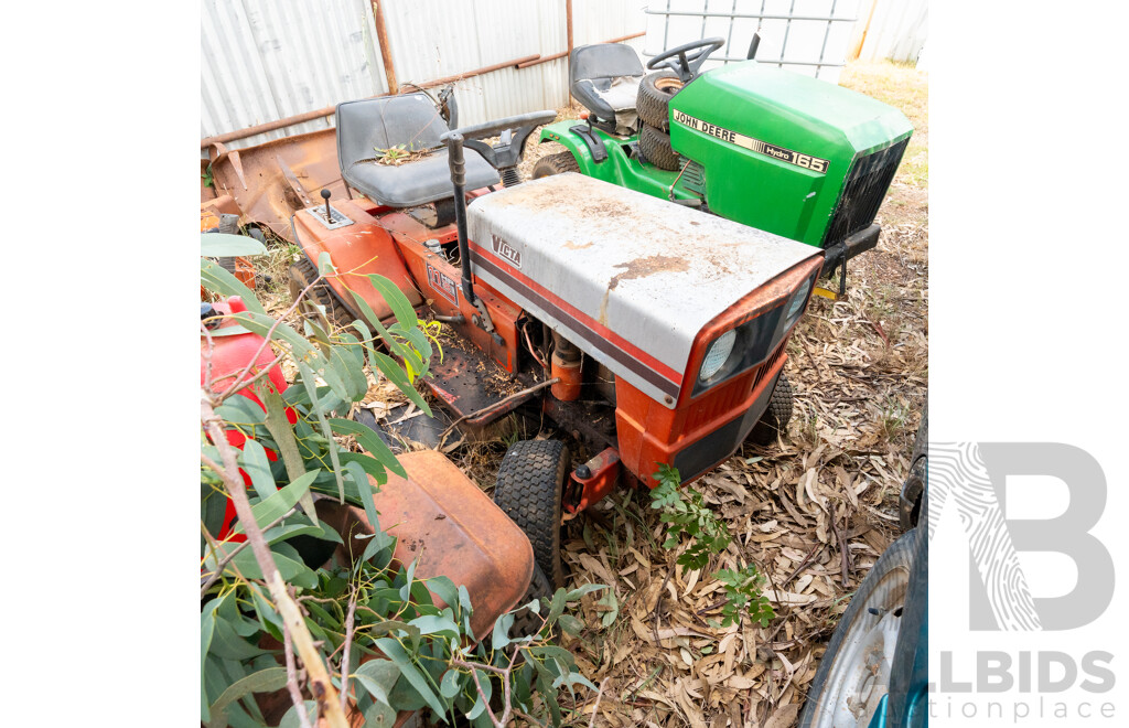 Vintage VICTA 11hp 38 Inch 5 Speed Ride on Mower