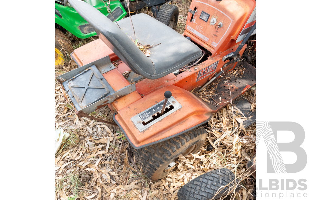 Vintage VICTA 11hp 38 Inch 5 Speed Ride on Mower