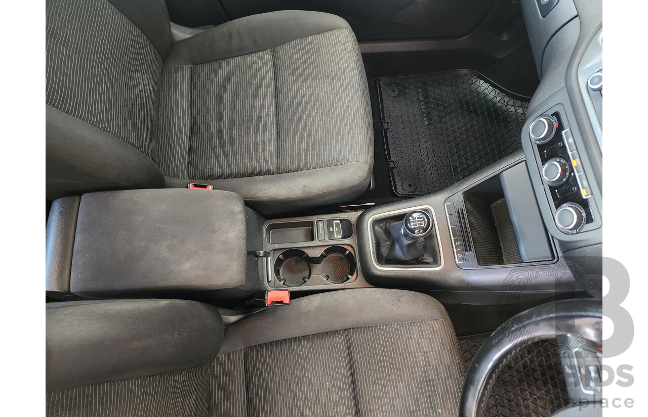 6/2015 Volkswagen Tiguan 118 TSI (4x2) 5NC MY15 4d Wagon Black 1.4L