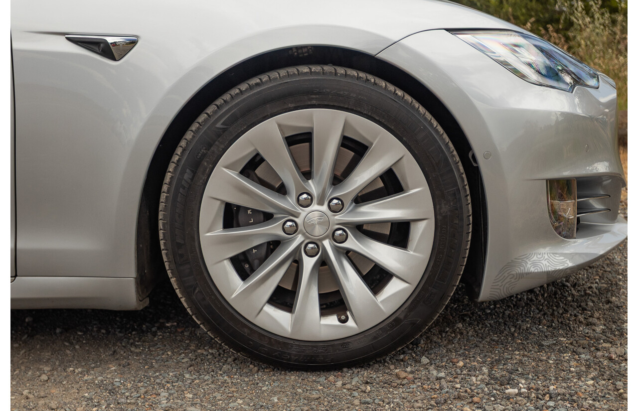 10/2017 Tesla Model S 75D (AWD) MY17 4D Silver Hatchback - Dedicated Electric EV 245kw