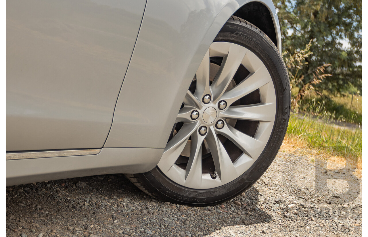 10/2017 Tesla Model S 75D (AWD) MY17 4D Silver Hatchback - Dedicated Electric EV 245kw