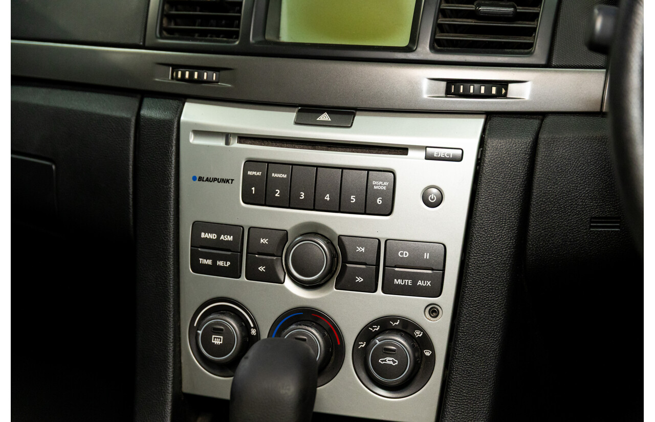 9/2009 Holden Commodore Omega VE MY10 4d Sedan Voodoo Blue Metallic V6 3.0L