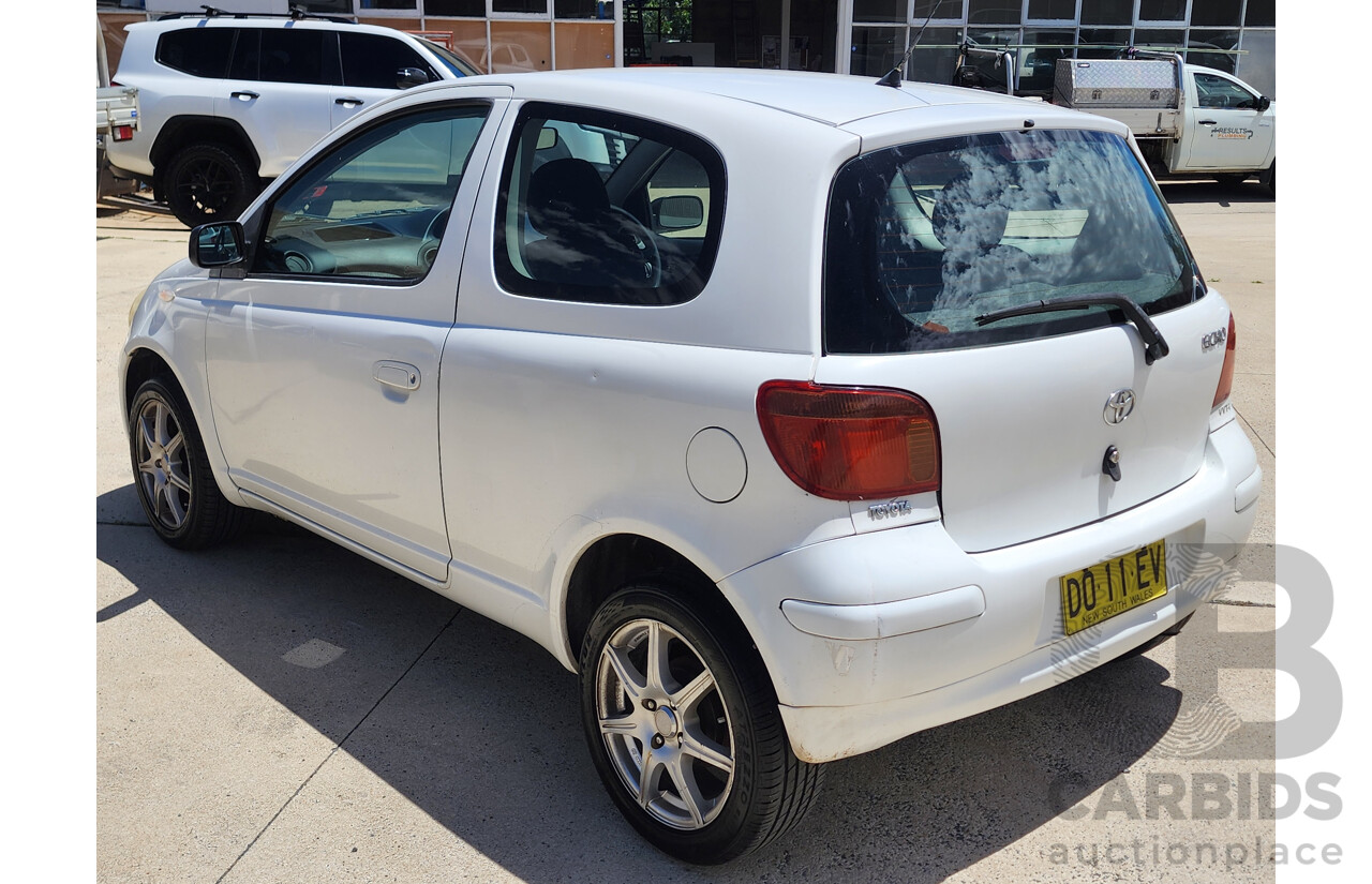 7/2004 Toyota Echo  NCP10R 3d Hatchback White 1.3L