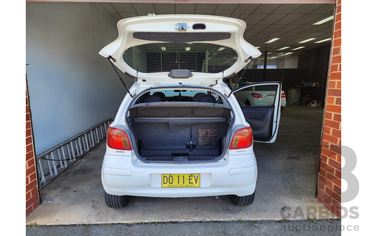7/2004 Toyota Echo  NCP10R 3d Hatchback White 1.3L