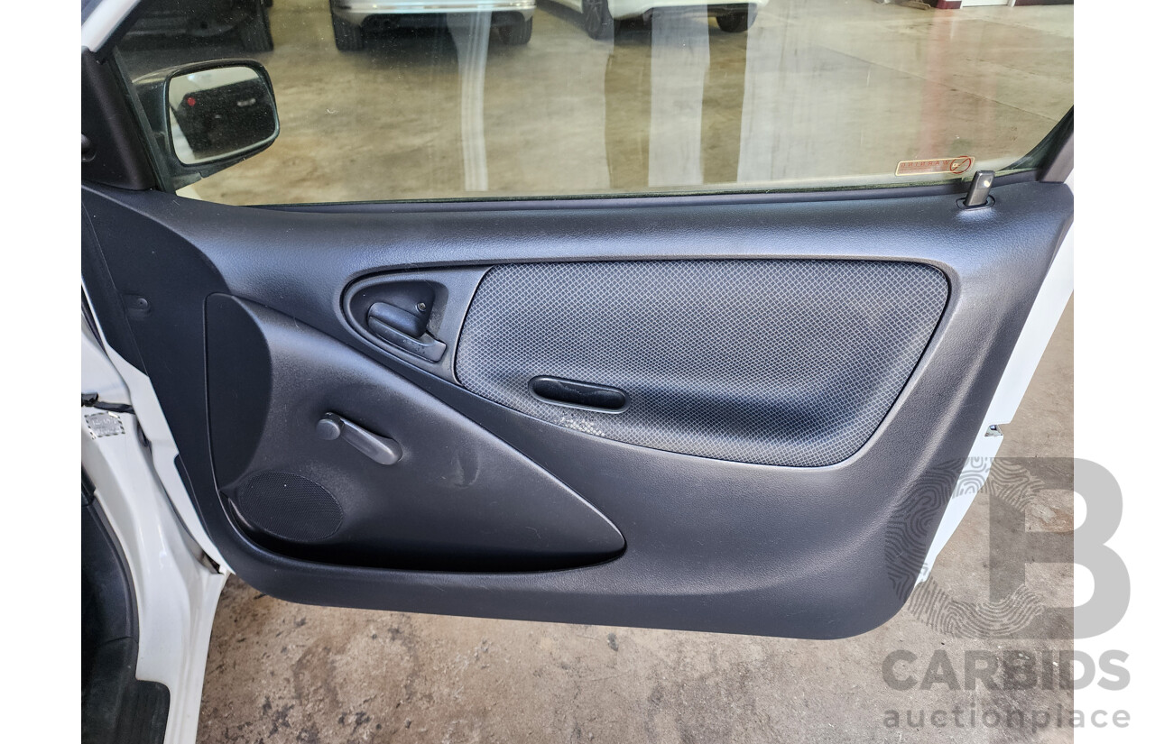 7/2004 Toyota Echo  NCP10R 3d Hatchback White 1.3L