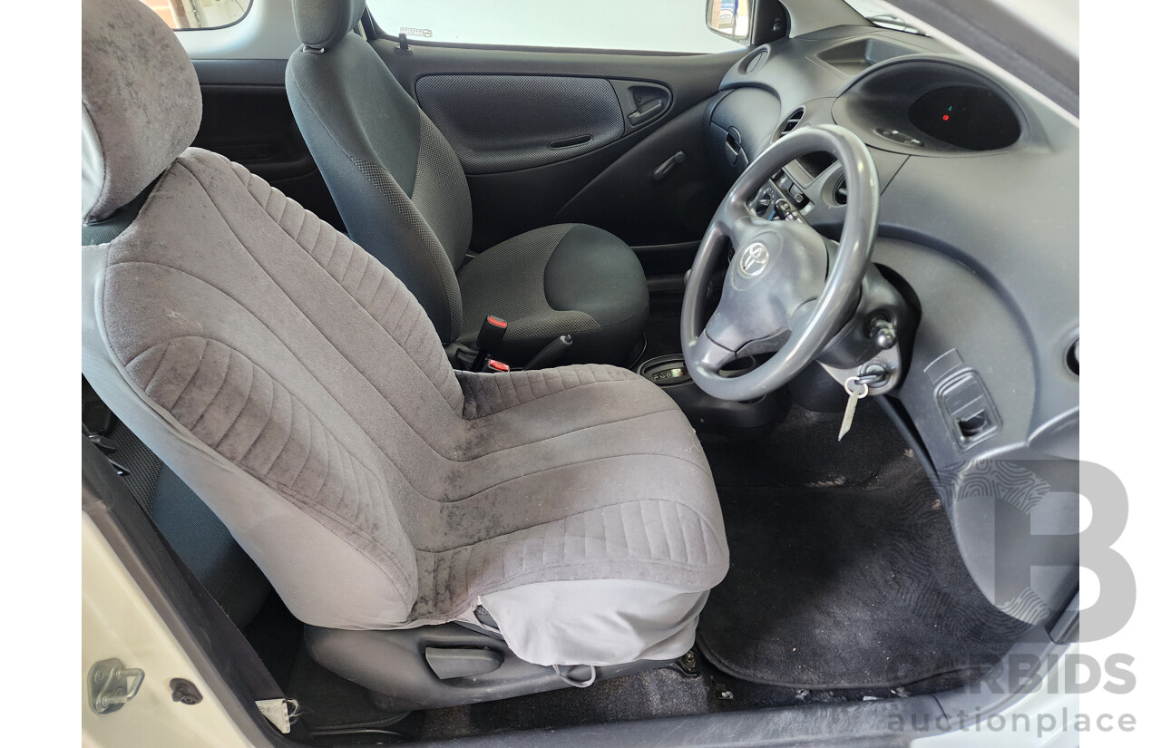 7/2004 Toyota Echo  NCP10R 3d Hatchback White 1.3L