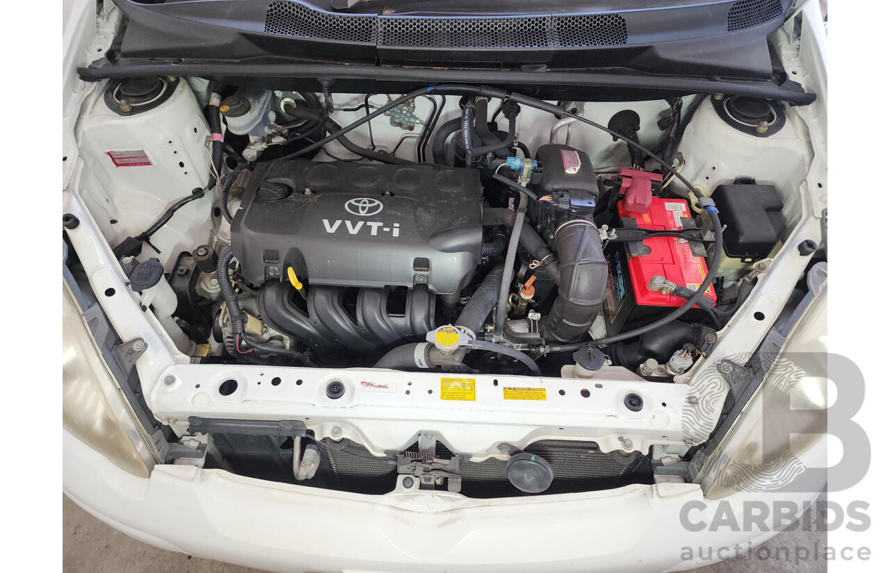 7/2004 Toyota Echo  NCP10R 3d Hatchback White 1.3L