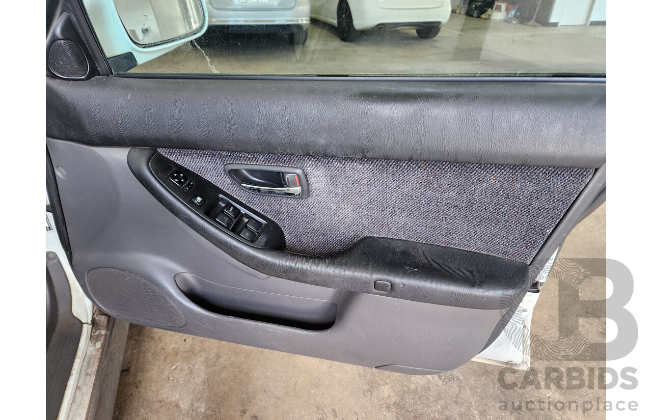 6/1999 Subaru Outback  MY99 4d Wagon White 2.5L