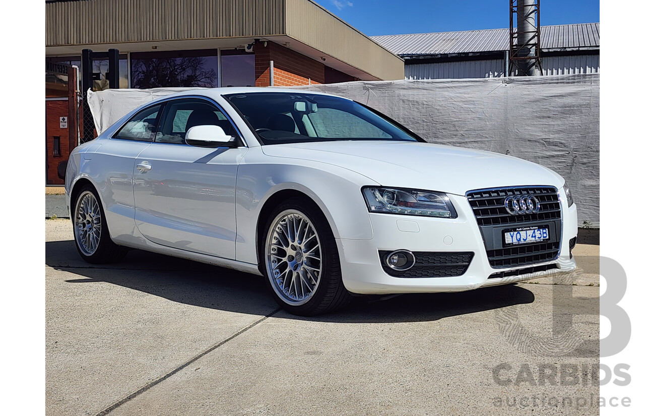 9/2010 Audi A5 2.0 TFSI 8T 2d Coupe White 2.0L