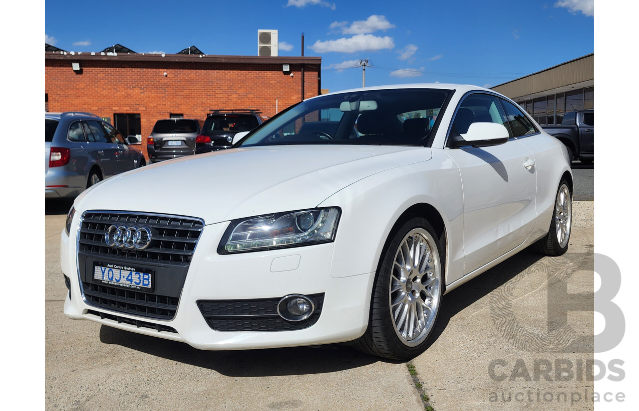 9/2010 Audi A5 2.0 TFSI 8T 2d Coupe White 2.0L