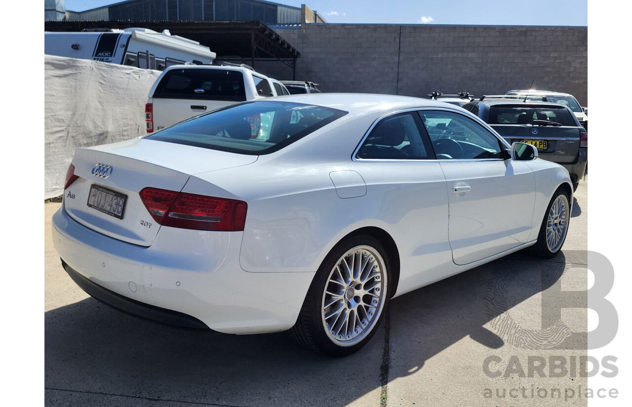 9/2010 Audi A5 2.0 TFSI 8T 2d Coupe White 2.0L
