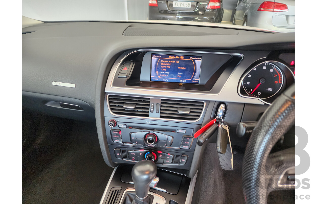 9/2010 Audi A5 2.0 TFSI 8T 2d Coupe White 2.0L