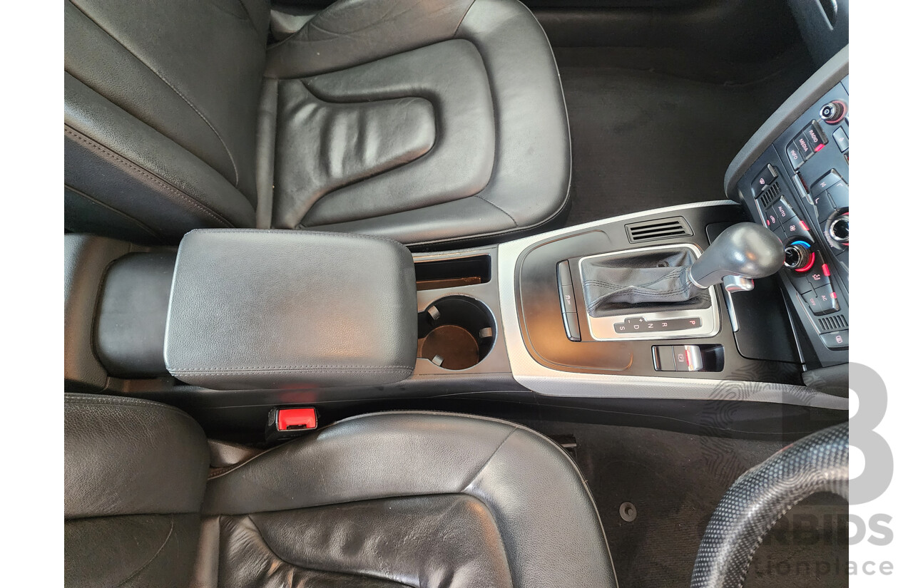 9/2010 Audi A5 2.0 TFSI 8T 2d Coupe White 2.0L