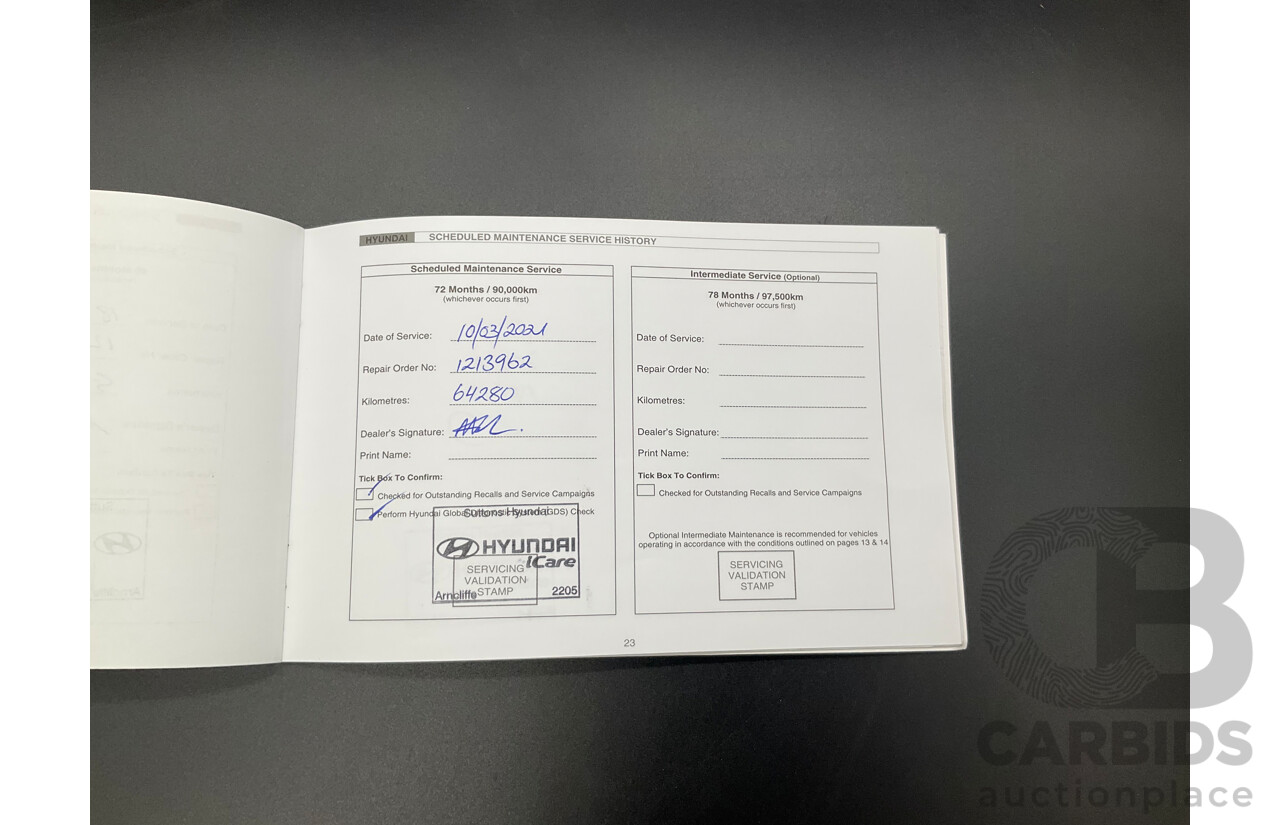 2/2015 Hyundai i30 SE GD MY14 5d Hatchback Creamy White 1.8L