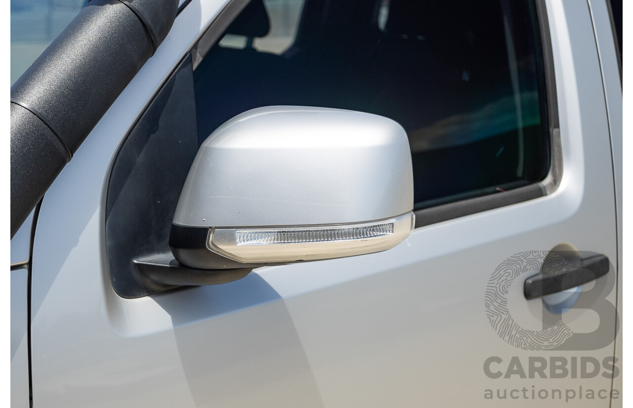 10/2012 Nissan Navara ST (4x4) D40 Dual Cab P/Up Silver Lightning Turbo Diesel 2.5L