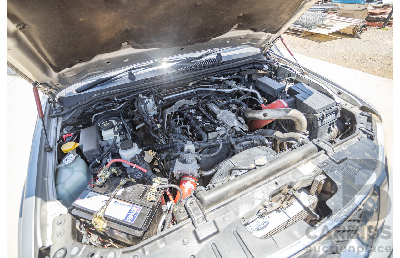 10/2012 Nissan Navara ST (4x4) D40 Dual Cab P/Up Silver Lightning Turbo Diesel 2.5L