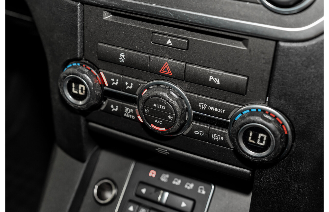 6/2013 Land Rover Discovery 4 3.0 SDV6 SE MY13 4d Wagon Causeway Grey Metallic Twin Turbo Diesel V6 3.0L