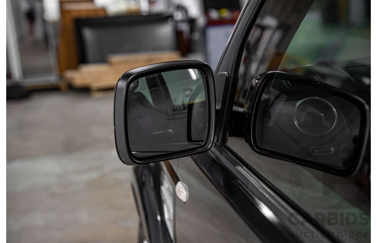 6/2013 Land Rover Discovery 4 3.0 SDV6 SE MY13 4d Wagon Causeway Grey Metallic Twin Turbo Diesel V6 3.0L