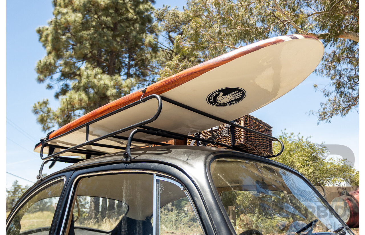 8/1970 Volkswagen Beetle 2d Sedan Black / Red 1.6L - Modified